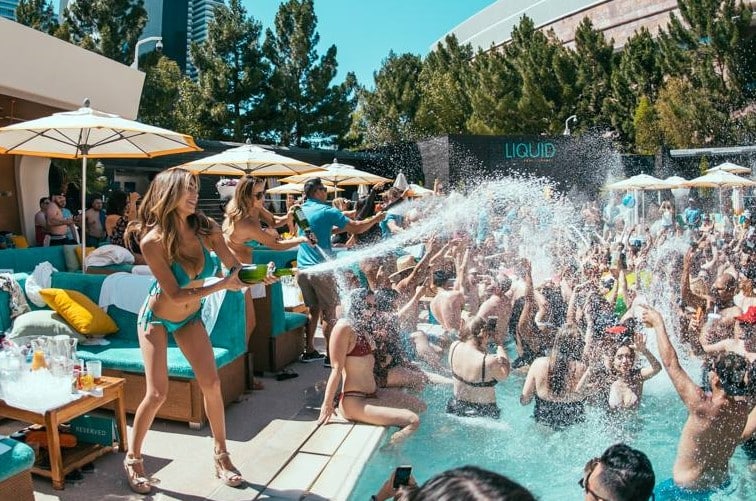 las-vegas-red-carpet-vip-pool-parties-services-at-liquid-lounge Las Vegas Red Capet VIP Pool Party services at liquid lounge