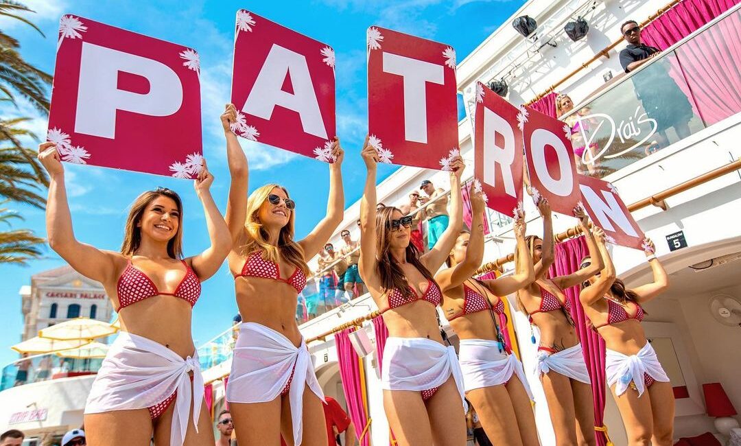 las vegas pool party drais beach club bottle girls