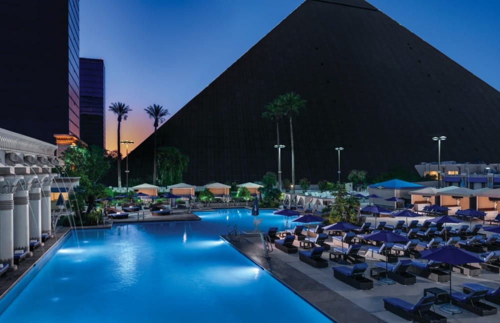 Las Vegas Luxor Resort Pool