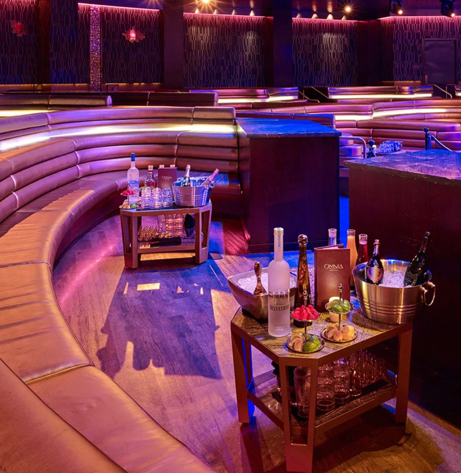 las-vegas-table-reservation-vegas-nightclub Las Vegas Table Reservation at a Vegas Nightclub