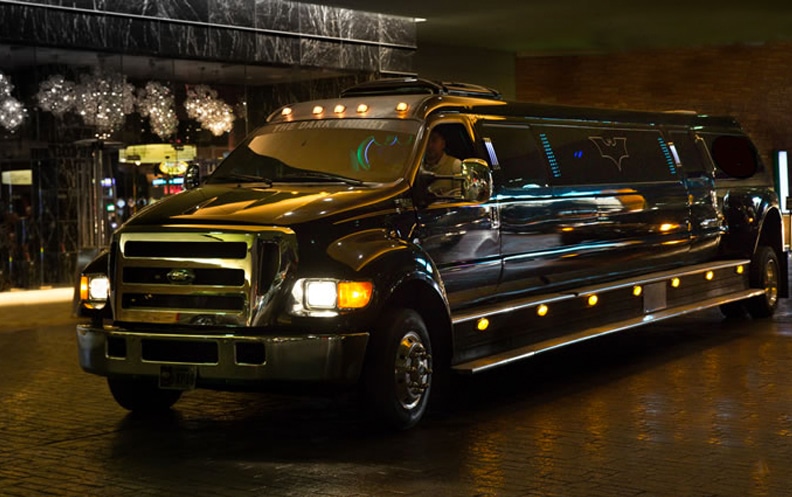 Luxury Car Ford F650