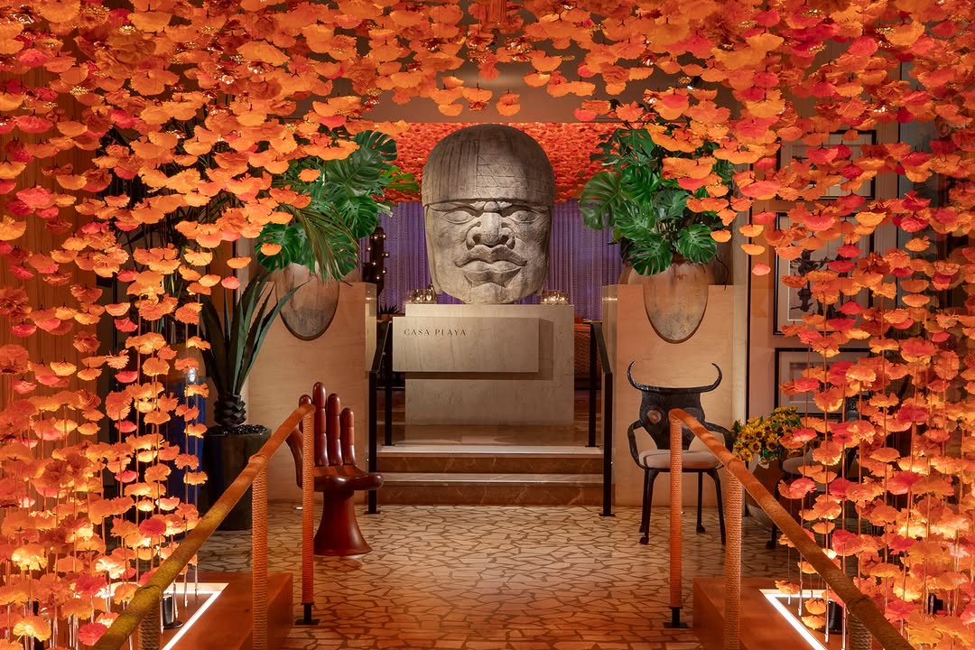 casa playa vegas entryway