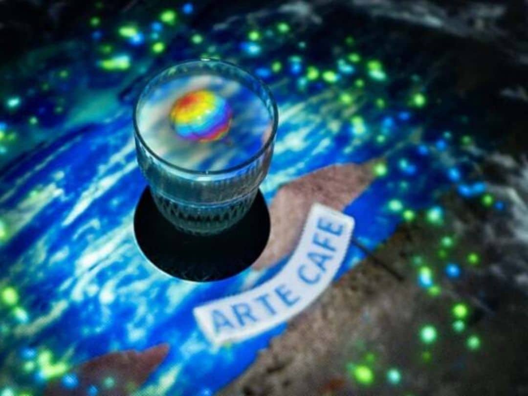 Las Vegas Arte Museum Hot Air Balloon Cafe Drinks