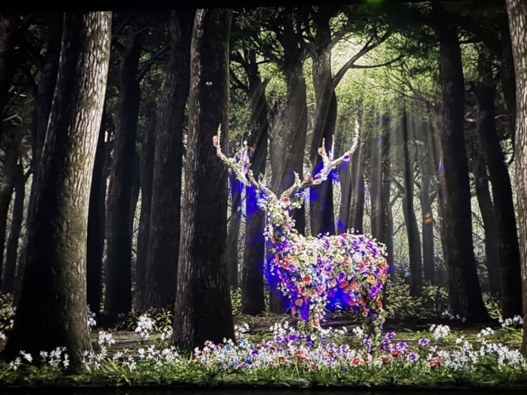 Las Vegas Arte Museum Flower Deer Forest
