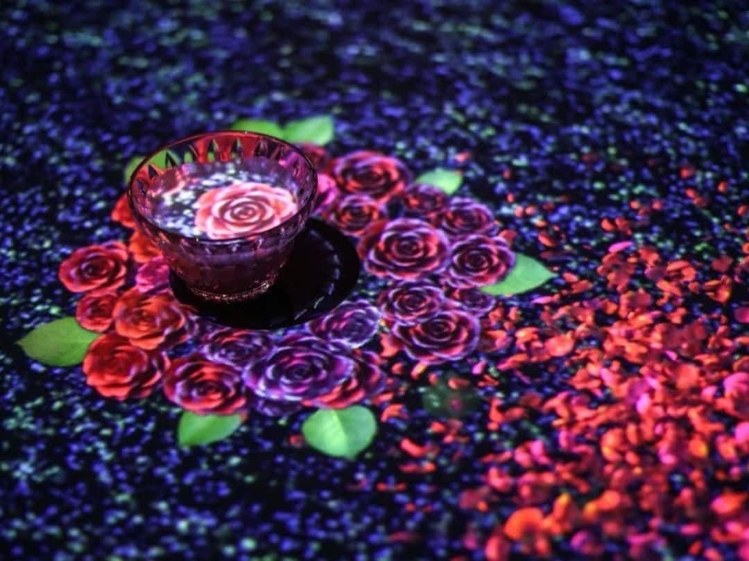 Las Vegas Arte Museum Rose Flower Cafe