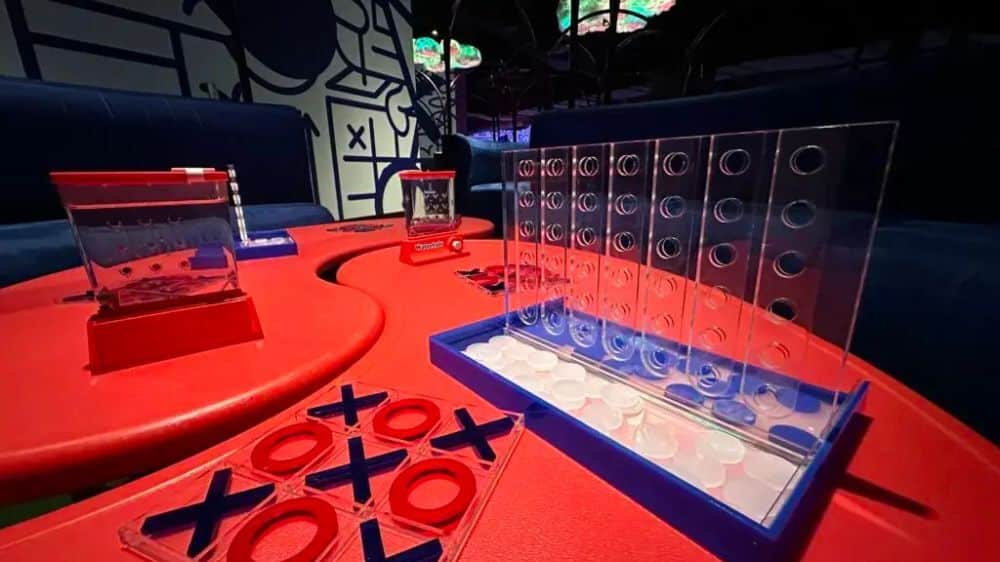 Las Vegas Play Playground Connect 6 Tic-tac-toe