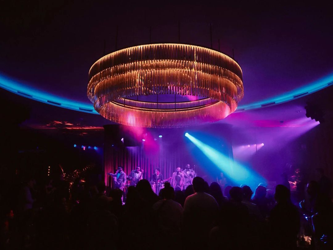 Las Vegas The Pinky Ring Performances Band