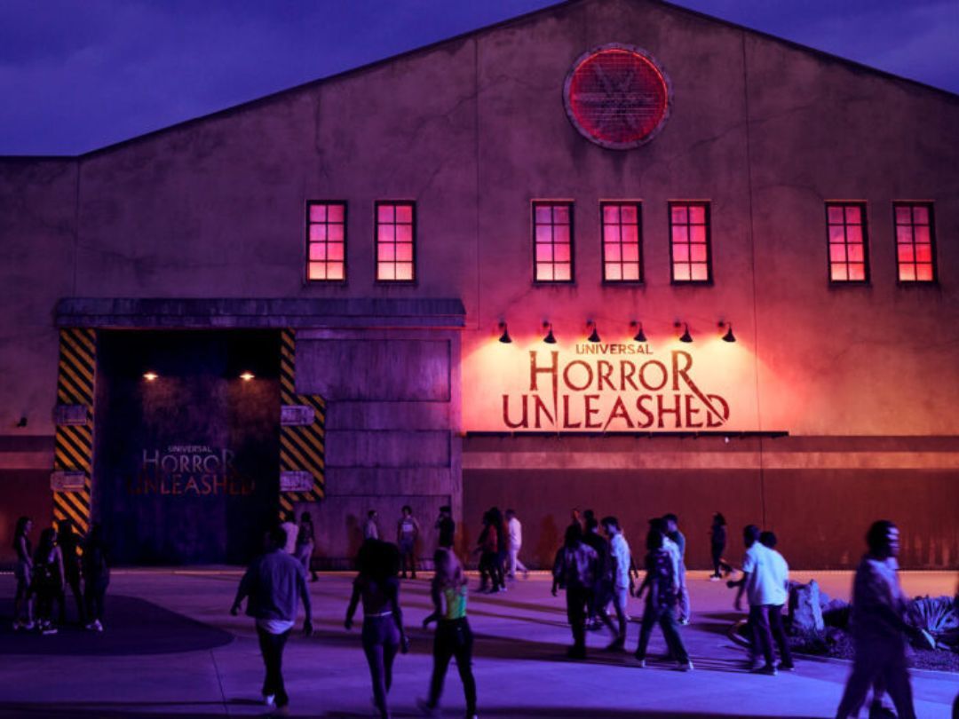 Las Vegas Universal Horror Unleashed Entrance Maze